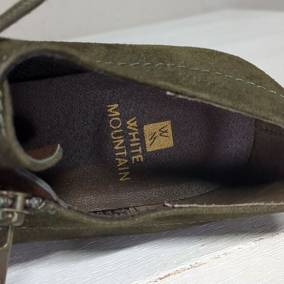 Women's White Mountain Oxford Style Heel Size 10 Dark Academia - Picture 7 of 8